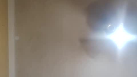 Snapshot of modelo_web18 chatting on February 22, 2026, 1:40 am camilo online show from February 22, 2026, 1:40 am