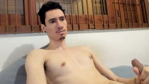 Snapshot of moderdelier chatting on December 21, 2024, 4:19 am DigBreed online show from December 21, 2024, 4:19 am