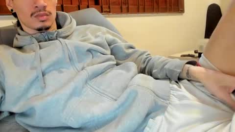 Snapshot of moderdelier chatting on September 20, 2025, 6:20 pm DigBreed online show from September 20, 2025, 6:20 pm