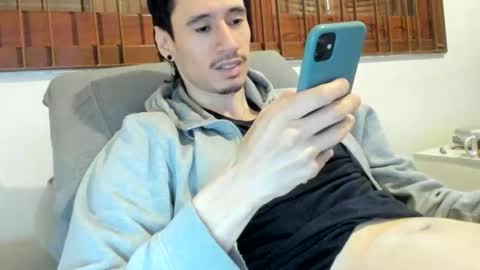 Snapshot of moderdelier chatting on September 30, 2025, 6:46 pm DigBreed online show from September 30, 2025, 6:46 pm