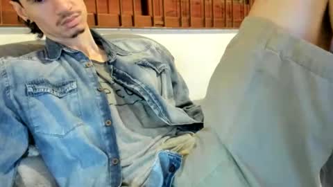 DigBreed online show from December 17, 2025, 10:54 am