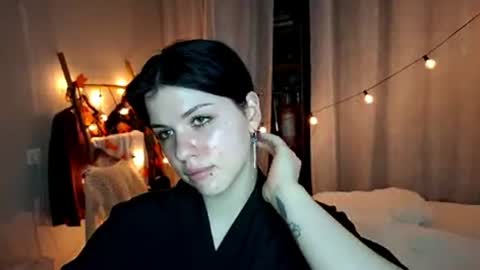 bunnymeow online show from June 24, 2026, 3:22 pm