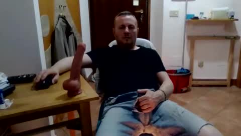 modesto1969 online show from April 12, 2026, 5:18 pm