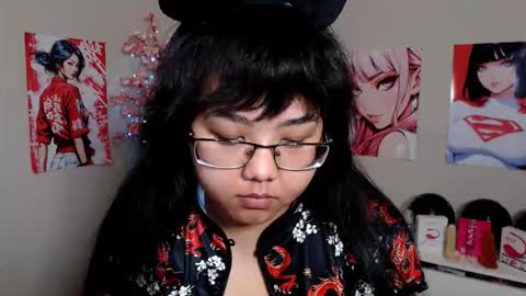 Snapshot of moertomlly chatting on November 1, 2025, 5:09 am Molly online show from November 1, 2025, 5:09 am