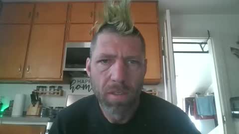 mohawklittle online show from May 3, 2026, 12:33 pm