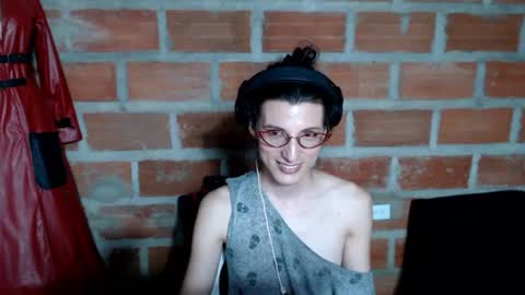moira_hot online show from July 7, 2026, 11:20 pm