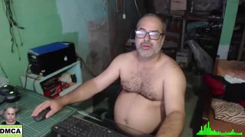 Snapshot of mokkaccmm chatting on February 3, 2026, 9:42 pm Mokkaf online show from February 3, 2026, 9:42 pm