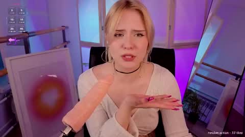 Molly online show from April 29, 2026, 5:52 pm