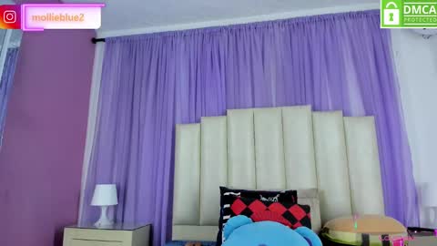 Hey Guys  Im Mollie online show from December 15, 2024, 1:00 pm