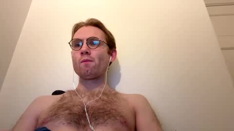 Snapshot of molliter chatting on October 18, 2025, 11:49 pm molliter online show from October 18, 2025, 11:49 pm