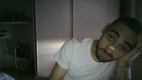 Snapshot of mollo20 chatting on October 19, 2025, 3:23 pm mollo20 online show from October 19, 2025, 3:23 pm