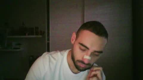 Snapshot of mollo20 chatting on October 21, 2025, 1:12 pm mollo20 online show from October 21, 2025, 1:12 pm