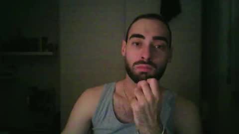 Snapshot of mollo20 chatting on November 3, 2025, 8:32 pm mollo20 online show from November 3, 2025, 8:32 pm