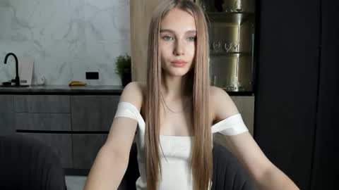 Sima online show from October 27, 2025, 2:37 am