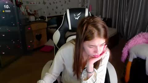 Snapshot of molly_barbie chatting on January 13, 2026, 2:06 am Molly Prvt is open online show from January 13, 2026, 2:06 am