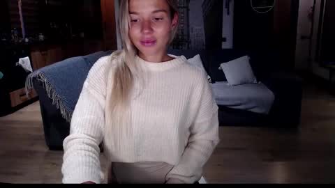 Snapshot of molly_bell chatting on November 20, 2025, 1:22 pm Molly online show from November 20, 2025, 1:22 pm