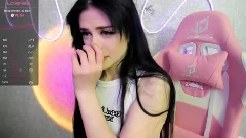 Molly - online show from June 9, 2026, 3:18 am