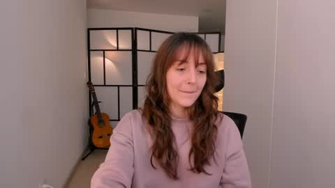   MOLLY   online show from July 3, 2026, 4:24 pm