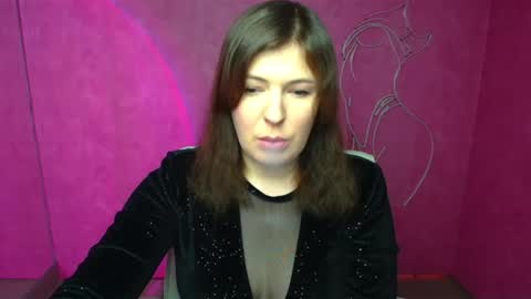 Molly online show from February 8, 2025, 12:39 pm