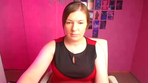 Molly online show from November 12, 2025, 1:11 pm