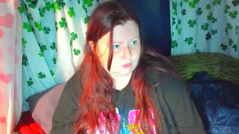 Snapshot of molly_moons chatting on May 31, 2026, 8:54 pm molly_moons online show from May 31, 2026, 8:54 pm