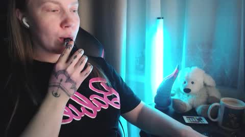 Snapshot of molly_royse chatting on January 11, 2026, 8:03 pm I have new photos come and see with love Molly online show from January 11, 2026, 8:03 pm