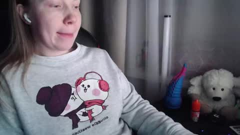 Snapshot of molly_royse chatting on January 16, 2026, 10:14 pm I have new photos come and see with love Molly online show from January 16, 2026, 10:14 pm