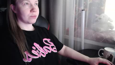 Snapshot of molly_royse chatting on February 22, 2026, 7:29 am I have new photos come and see with love Molly online show from February 22, 2026, 7:29 am