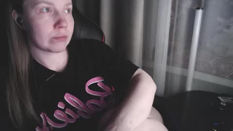 Snapshot of molly_royse chatting on February 22, 2026, 7:34 pm I have new photos come and see with love Molly online show from February 22, 2026, 7:34 pm