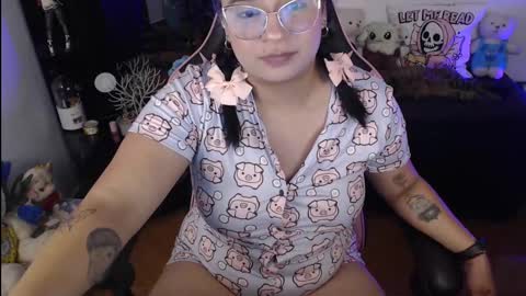 Molly online show from January 15, 2025, 2:27 am