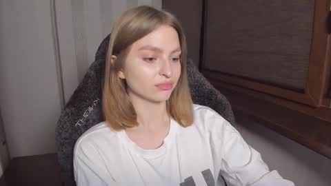 Taisha online show from December 17, 2025, 3:34 am