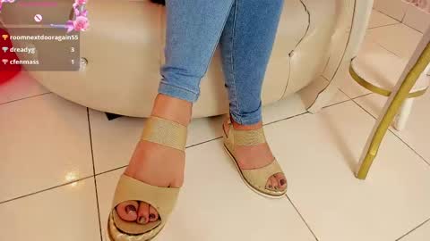 Molly Evanss online show from February 22, 2025, 7:01 am