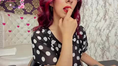 Molly Evanss online show from February 27, 2025, 4:31 am