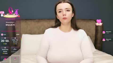 Molly online show from December 13, 2025, 10:04 pm