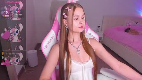 Molly online show from January 4, 2025, 8:48 pm