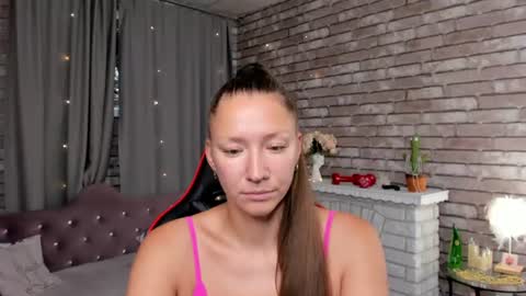 Snapshot of mollynay chatting on July 18, 2026, 12:37 am hi im Molly heregreat boobs big heart warm pussy online show from July 18, 2026, 12:37 am