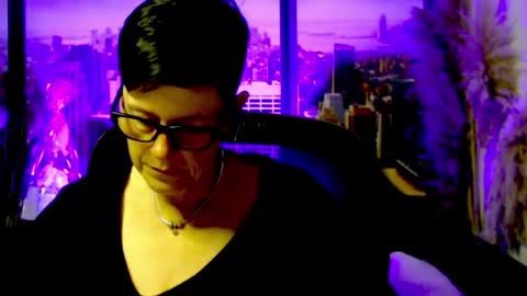 MollySun Nina Randmann online show from July 8, 2026, 1:04 pm