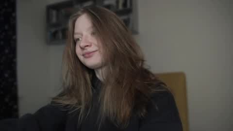 mollytucker online show from January 19, 2025, 12:06 pm