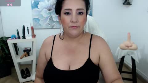 Snapshot of mom_17 chatting on March 2, 2025, 11:31 pm Celeste online show from March 2, 2025, 11:31 pm
