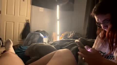 Snapshot of mommyndaddyplaytime chatting on March 1, 2026, 9:55 am mommyndaddyplaytime online show from March 1, 2026, 9:55 am