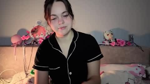 Snapshot of momomochi_ chatting on March 1, 2026, 3:58 pm Momo online show from March 1, 2026, 3:58 pm