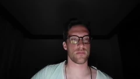 Snapshot of moms_little_monster chatting on November 3, 2025, 11:37 pm moms_little_monster online show from November 3, 2025, 11:37 pm