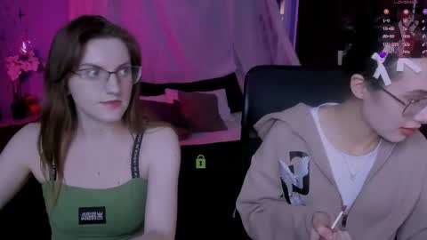 Mona  online show from April 20, 2026, 7:04 pm