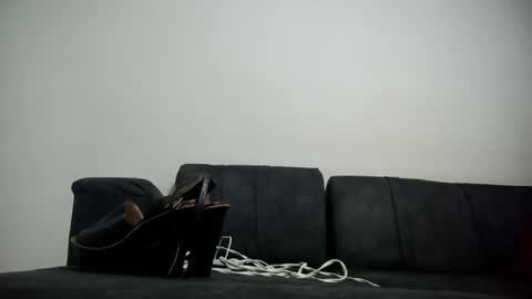 monaa_paloma online show from June 8, 2026, 1:50 am