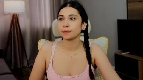 Snapshot of monarchbaby chatting on June 5, 2026, 5:03 am Lana online show from June 5, 2026, 5:03 am