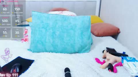 lizzi online show from March 8, 2026, 4:27 am