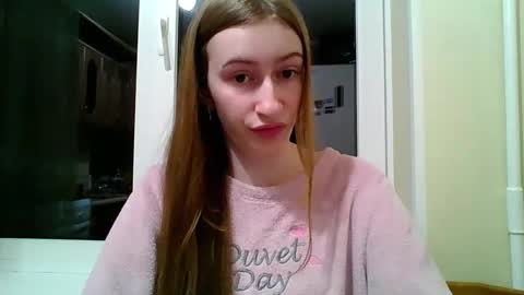 Snapshot of monica_tamayo chatting on February 12, 2025, 5:16 pm Monica online show from February 12, 2025, 5:16 pm