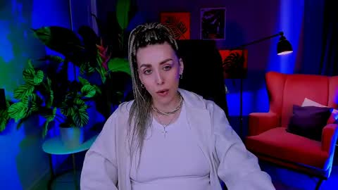 Snapshot of monicariley chatting on April 27, 2026, 11:08 am monicariley online show from April 27, 2026, 11:08 am