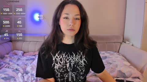 Snapshot of monicarocket chatting on January 24, 2025, 10:32 am Monica online show from January 24, 2025, 10:32 am