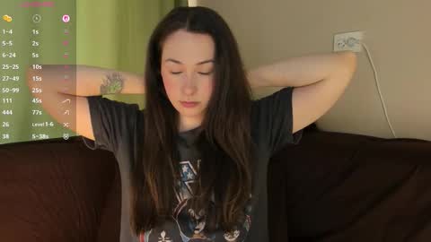 Snapshot of monicarocket chatting on September 15, 2025, 11:54 am Monica online show from September 15, 2025, 11:54 am